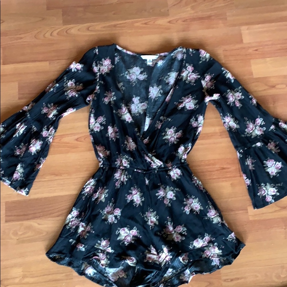 American Eagle Romper💖